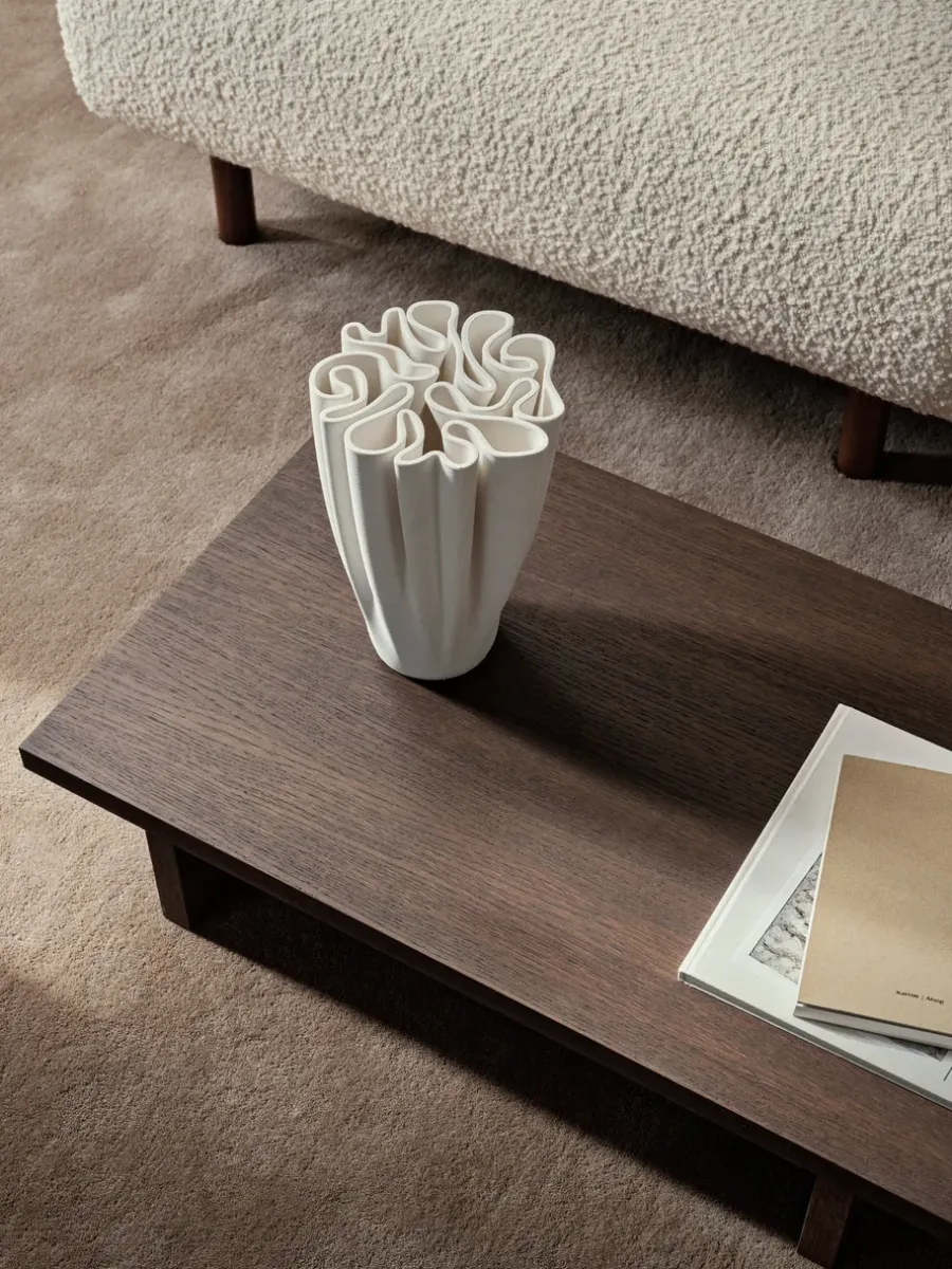 Ferm Living Dedali vaas 25 cm, Off-white< Vazen
