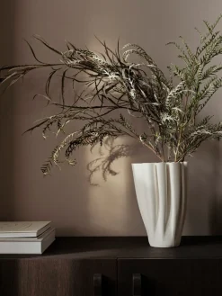 Ferm Living Dedali vaas 25 cm, Off-white< Vazen