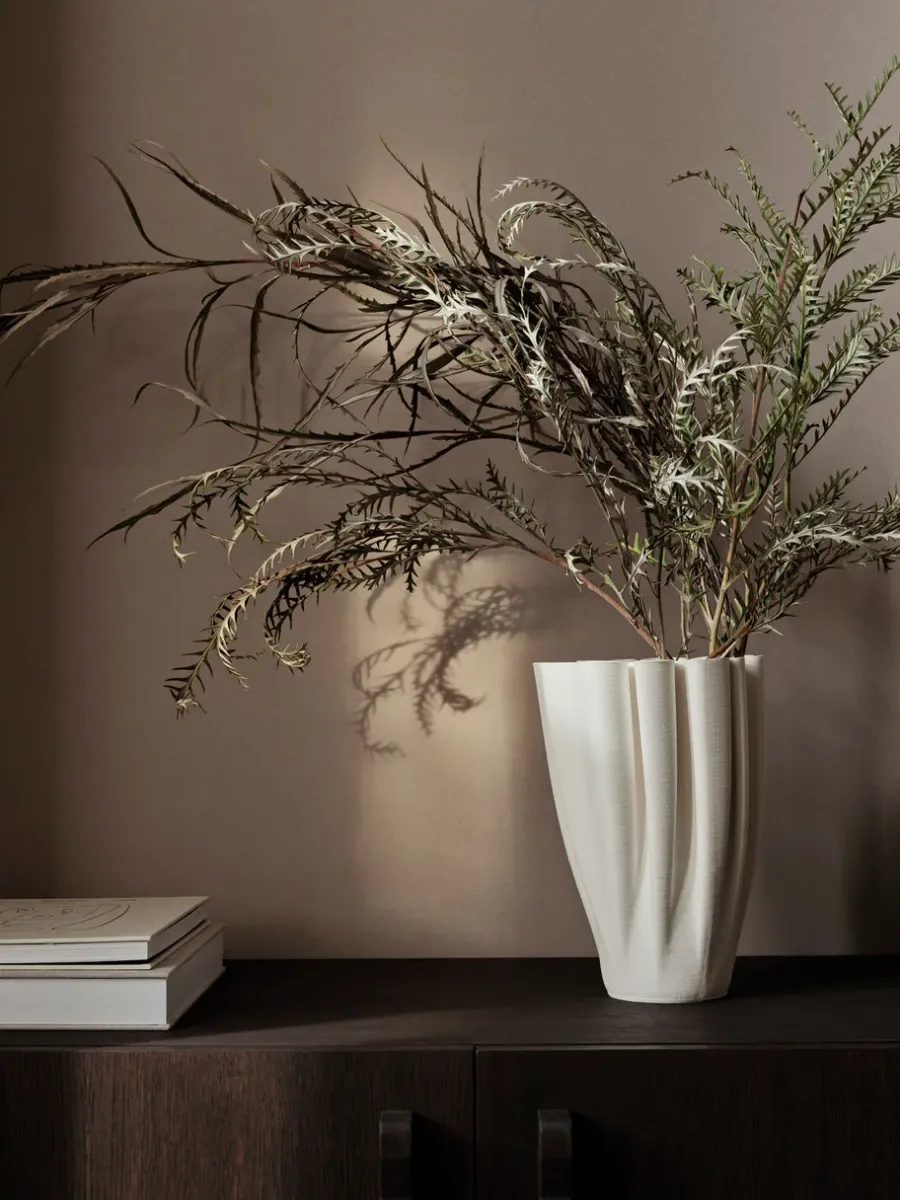Ferm Living Dedali vaas 25 cm, Off-white< Vazen
