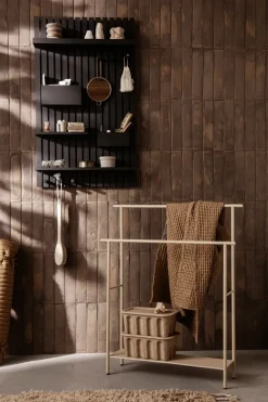 Ferm Living Dora handdoekhanger, Cashmere< Handdoekenrekken & -Ringen