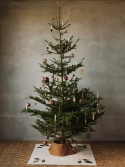 Ferm Living Drape braided tree skirt kerstboomrok, Natural< Kerstdecoraties