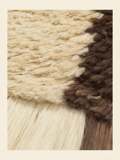 Ferm Living Edge Wall Rug tapijtwerk 50x110 cm, Roomwit-Koffie< Wanddecoraties