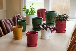 Sagaform Elise pot M Ø17 cm, Bordeauxrood< Kerstdecoraties