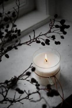 ERNST geurkaars in glas met bandje Ø8 cm, I det enkla< Geurkaarsen & Aroma Diffusers