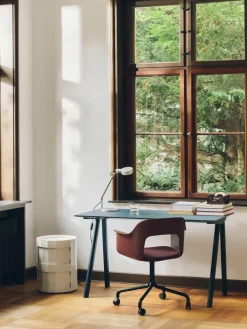 HAY Facet Cabinet 20 bijzettafel, Eierschaal< Kasten & Vitrines