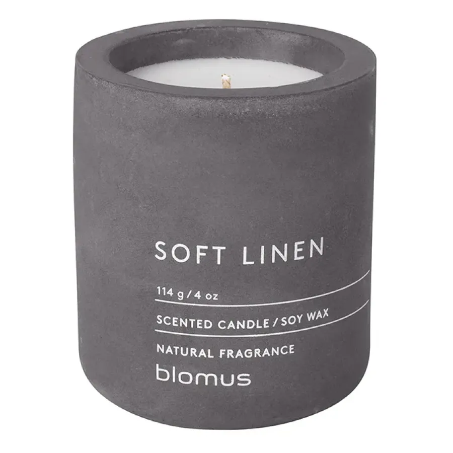 Blomus Fraga geurkaars 24 uur, Soft Linen-Magnet< Geurkaarsen & Aroma Diffusers