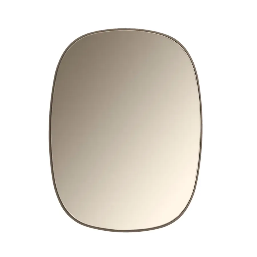 Muuto Framed spiegel, taupe, 59x44 cm< Wandspiegels