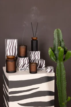 Byon Fumage geurkaars, 55 h< Geurkaarsen & Aroma Diffusers