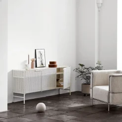 Kristina Dam Studio Grid sideboard, black< Ladekasten & Dressoirs