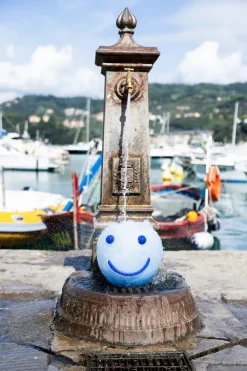 Byon Happy vaas 25 cm, Blauw< Vazen