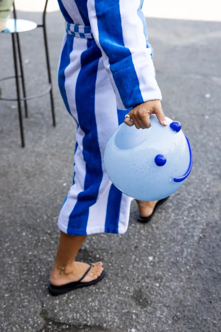Byon Happy vaas 25 cm, Blauw< Vazen
