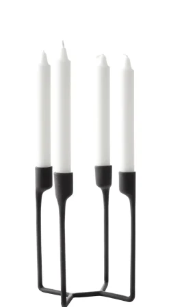 Normann Copenhagen Heima kaarsenhouder, zwart< Kandelaars