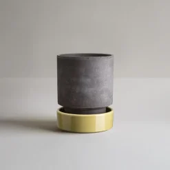 Bergs Potter Hoff pot, Ø16 cm, Raw Grey-Pale Yellow< Bloempotten