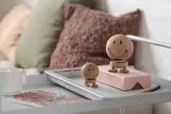 Hoptimist Smiley S figuur, Raw oak< Houten Beelden