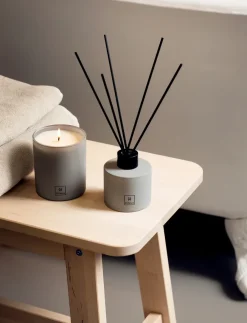 Himla Inhale Reed geurstokjes 100 ml, Sense of silence< Geurkaarsen & Aroma Diffusers
