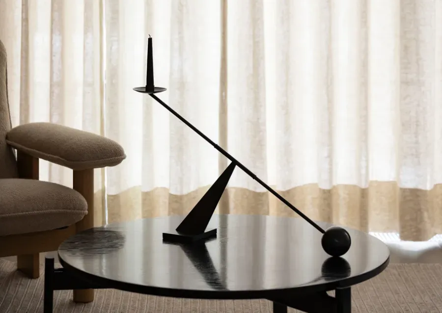 Audo Copenhagen Interconnect kandelaar 70 cm, Zwart< Kandelaars