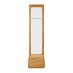 Kristina Dam Studio Japanese vitrinekast medium, Warm geolied eik< Kasten & Vitrines