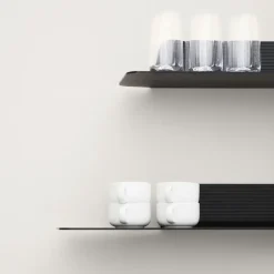 Normann Copenhagen Jet plank, zwart, aluminium, 80 cm< Planken & Planksystemen