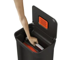 Joseph Joseph Titan afvalvermaler pedaalemmer 30 L, Carbon black< Pedaalemmers
