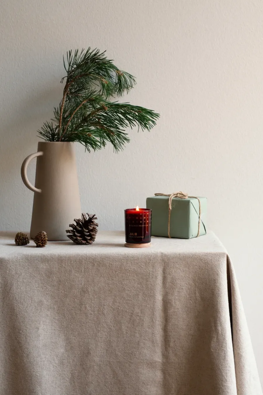Skandinavisk JUL geurkaars Special Edition, 65 g< Geurkaarsen & Aroma Diffusers