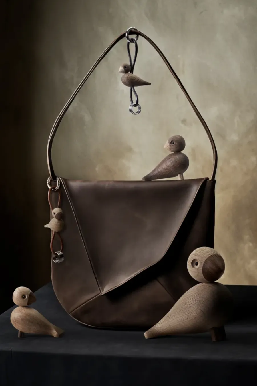 Kay Bojesen Denmark Kaj Bojesen vogel sleutelhanger, Eik, naturel leer< Houten Beelden