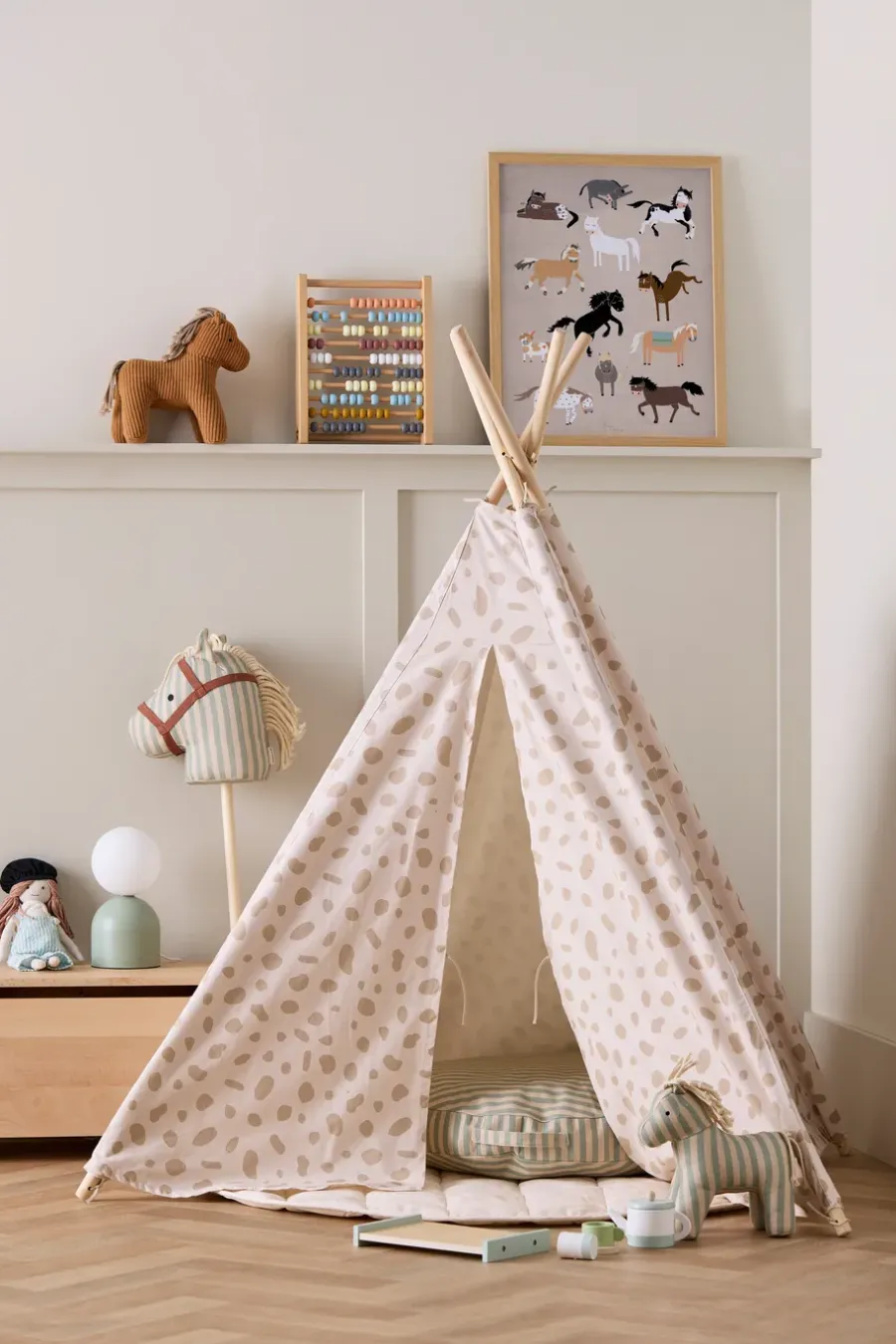 Kid's Concept Kid's Base tipi-tent 100x95x140 cm, Prick< Kinderkamer Interieuraccessoires|Kinderkamer Interieuraccessoires