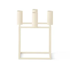 Audo Copenhagen Kubus 4 kandelaar, Ivory< Kandelaars