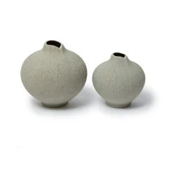 Lindform Line vaas, Sand grey, medium< Vazen