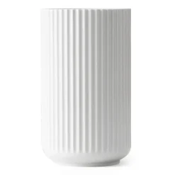 Lyngby Porcelæn Lyngby vaas wit, 25 cm.< Vazen