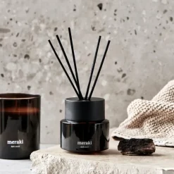 Meraki geurstokjes 100 ml, Dark wood< Geurkaarsen & Aroma Diffusers