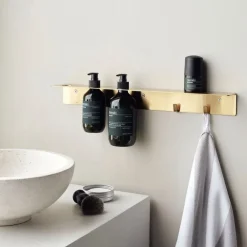 Meraki plank met flessenhanger en haak, Geborstelde messing afwerking< Planken & Planksystemen