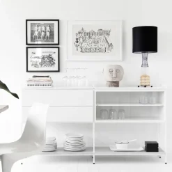 Zweed Molto Medium sideboard, wit, 2 delen met vitrine< Ladekasten & Dressoirs