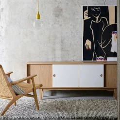 Zweed Moodi 180 sideboard, grijs/wit, eikenhouten frame< Tv- & Mediameubels|Ladekasten & Dressoirs