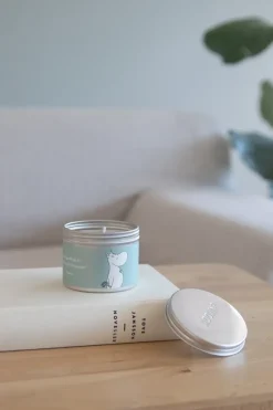 Pluto Design Mumin geurkaars small 20 u., Moomin< Geurkaarsen & Aroma Diffusers