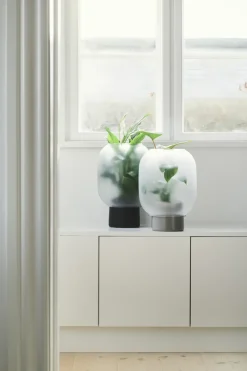 Gejst Nebl bloempot mat glas Ø26 cm, Zwart< Bloempotten