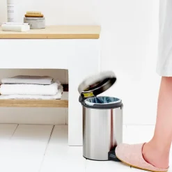 Brabantia New Icon pedaalemmer 3 liter, mat staal< Pedaalemmers