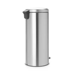 Brabantia New Icon pedaalemmer 30 liter, matt steel< Pedaalemmers