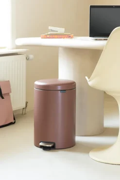Brabantia New Icon pedaalemmer 20 liter, Satin Taupe< Pedaalemmers