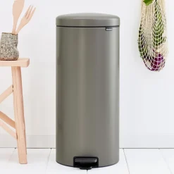 Brabantia New Icon pedaalemmer 30 liter, platinum< Pedaalemmers
