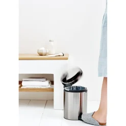 Brabantia New Icon pedaalemmer 5 liter, Matt steel fingerprint proof< Pedaalemmers