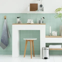 Brabantia New Icon pedaalemmer 3 liter, glanzend staal< Pedaalemmers