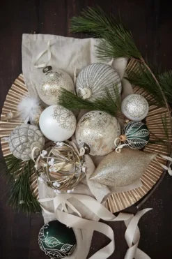 Lene Bjerre Norille kerstbal Ø11 cm, Off white, geribbeld< Kerstdecoraties