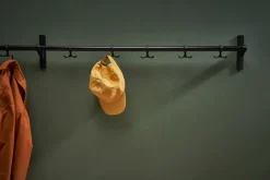 Essem Design Nostalgi kapstok 100 cm, Zwartgebeitst eiken-aluminium< Haken & Hangers