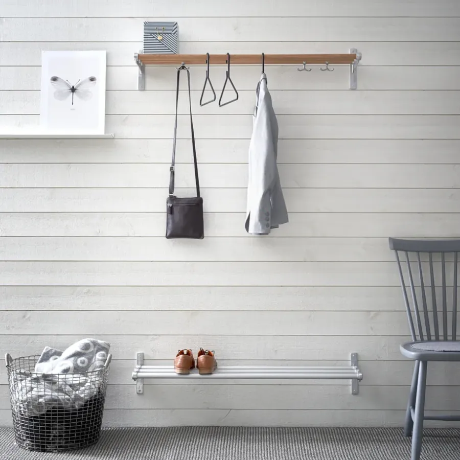 Essem Design Nostalgi Schoenenrek of hoedenplank, aluminium, wit frame< Garderobehaken & Hoedenplanken
