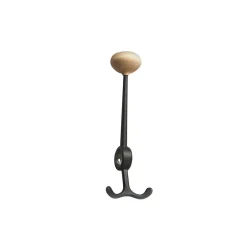 Essem Design Oskar haak, zwart, berkenknop< Haken & Hangers