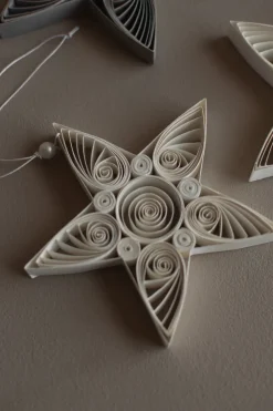 DBKD Paper star kersthanger 10,5 cm, White< Kerstdecoraties