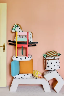 Kid's Concept Pippi hobbelpaard, Wit-zwart< Kinderkamer Interieuraccessoires|Kinderkamer Interieuraccessoires