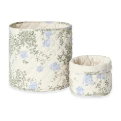 Garbo&Friends Plumbago Satin gewatteerde mand 2-delig, 20xØ20 cm + 30xØ30 cm< Opbergoplossingen Voor De Kinderkamer|Opbergmanden
