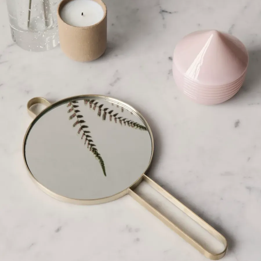 Ferm Living Poise handspiegel, messing< Tafelspiegels