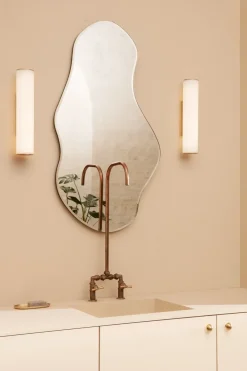 Ferm Living Pond spiegel large, Dark chrome< Wandspiegels